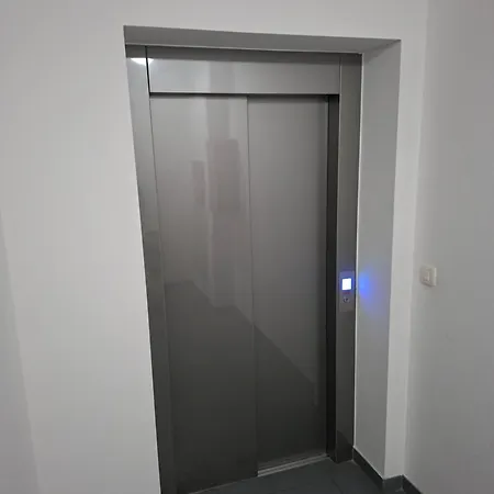 Luxury Goga Apartamento *